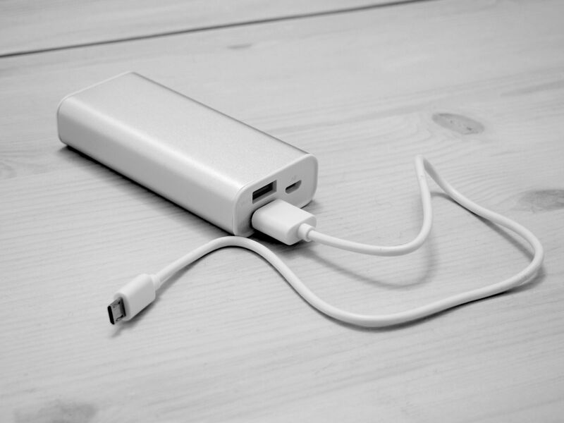 20,000 mAh USB-C Power Bank, 22.5 W, Two Outputs