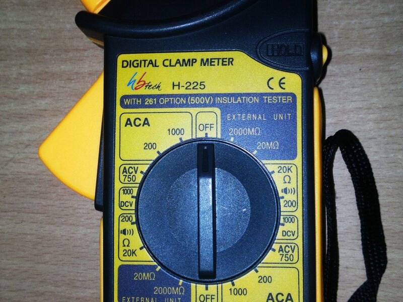 Digital AC Clamp Meter, 1,000 A AC, 750 V AC, with Resistance Range