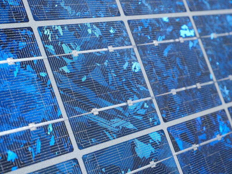 200 W Polycrystalline Solar Panel, 72 Cells, 24 V Nominal